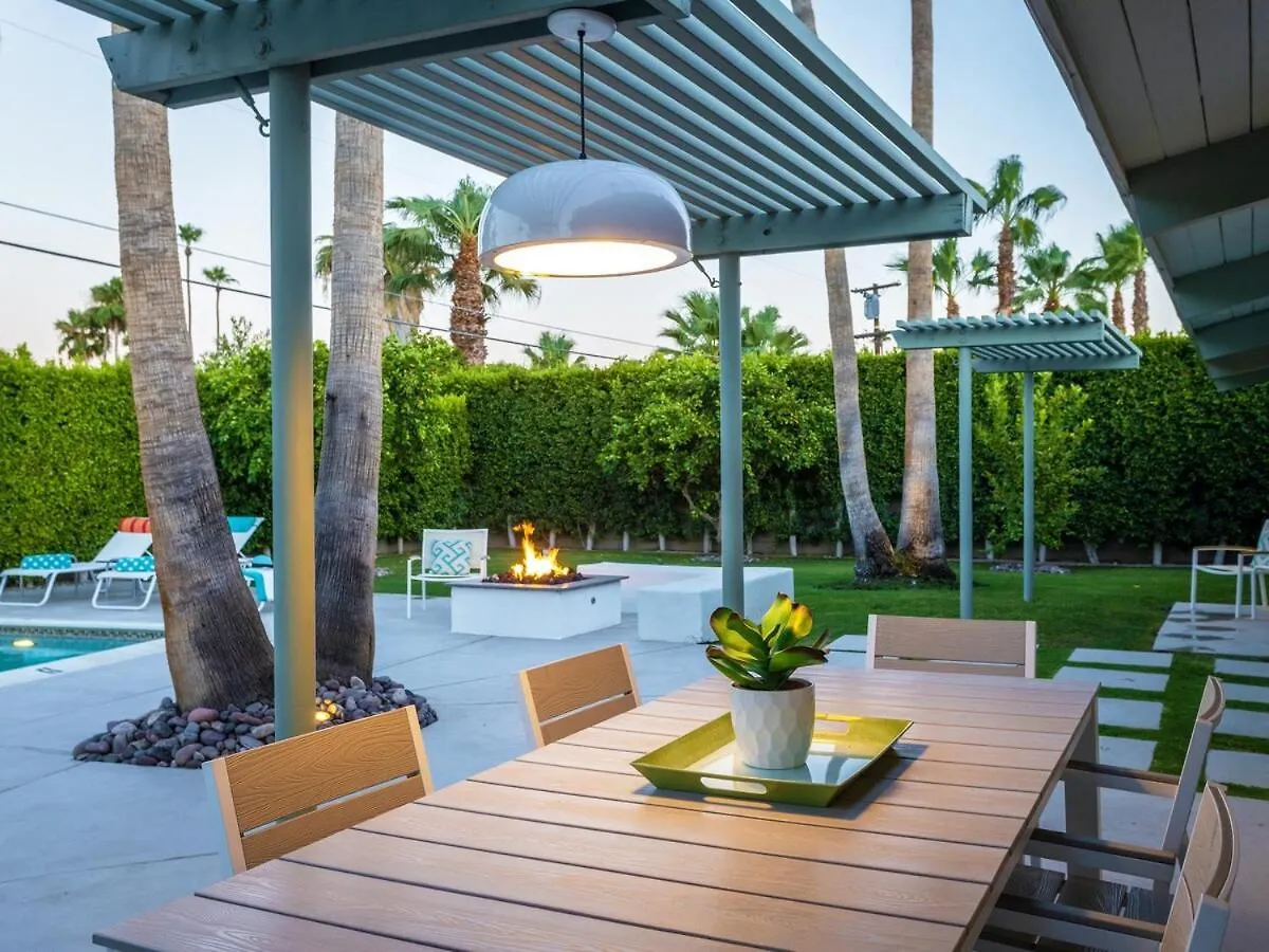 Willa Shaken Not Stirred In Sunrise Park By Acme House Company Palm Springs Stany Zjednoczone Ameryki