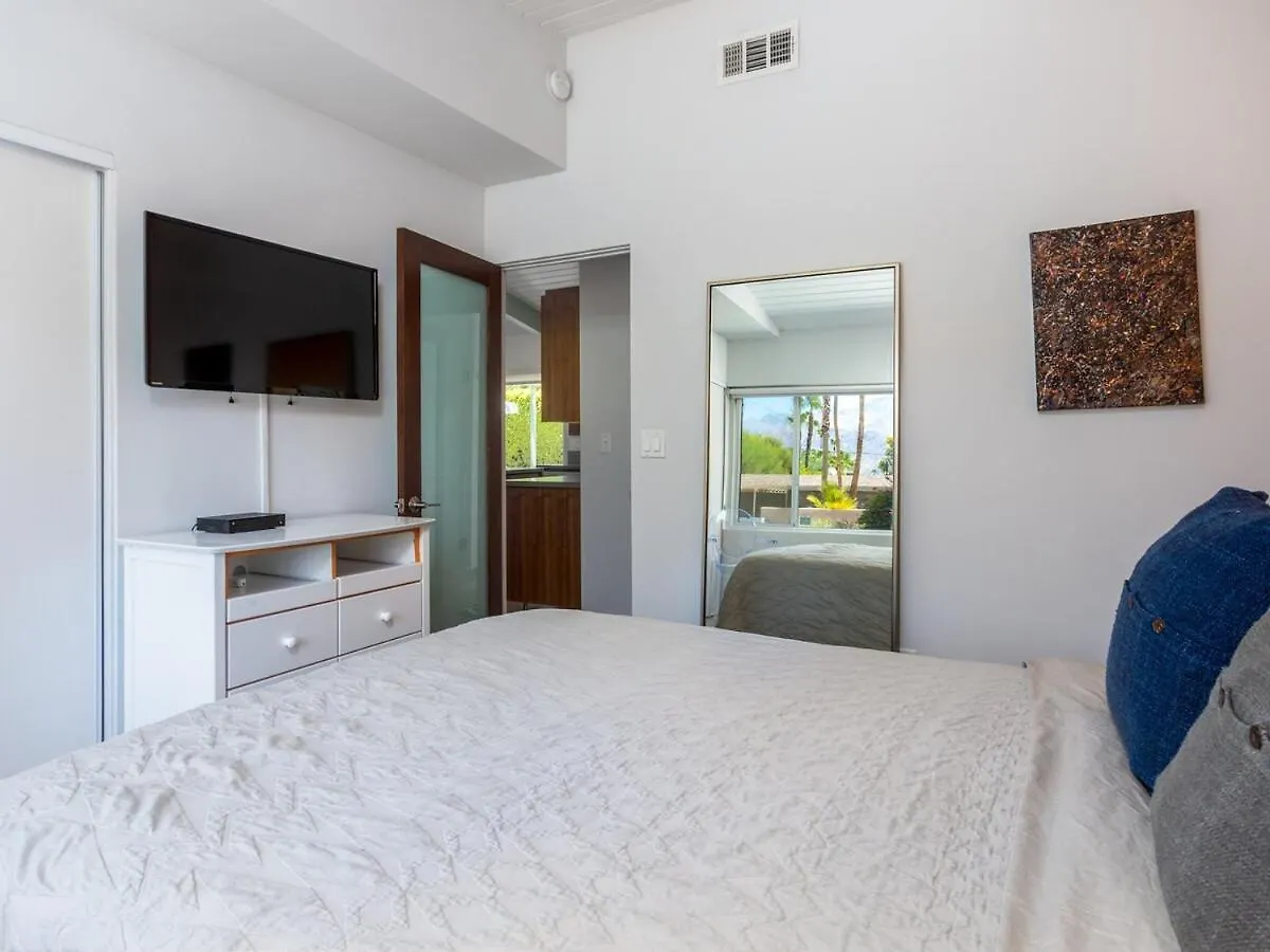 Willa Shaken Not Stirred In Sunrise Park By Acme House Company Palm Springs