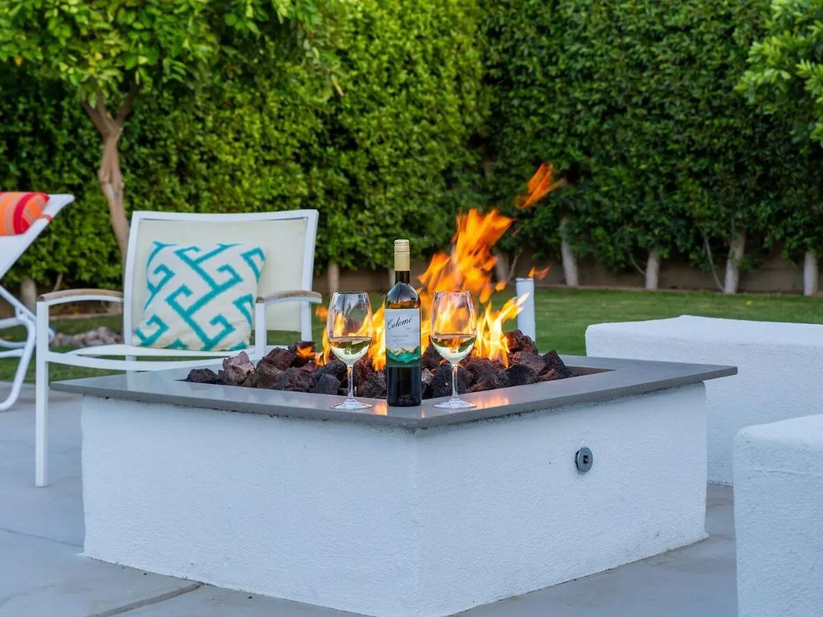 Willa Shaken Not Stirred In Sunrise Park By Acme House Company Palm Springs Stany Zjednoczone Ameryki